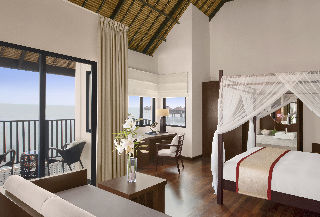 Golden Palm Tree Sea Villas & Spa Sungai Pelek Екстериор снимка